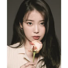 簡単多長調アイユ(IU)ピアノ楽譜コレクション