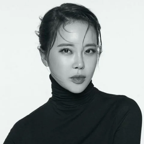 Baek Z Young