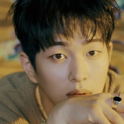 ONEW