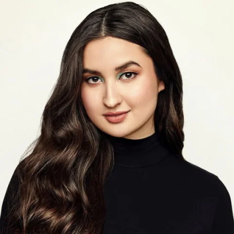 Stephanie Poetri